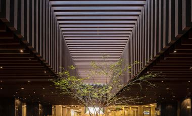 Good deal! 2 Bedroom unit facing urdaneta in Park Central Towers Makati - North Tower