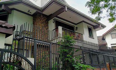 5bedrooms house near UP town Center katipunan ave., Q.C.