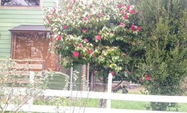 Pucón, hacia 2da. Faja, sector Molco en venta atractiva casa en parcela 5000m2