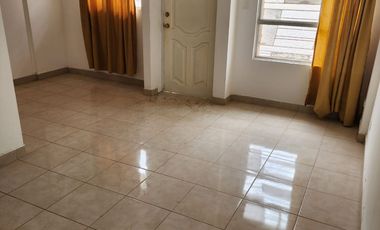 Venta de casa en la Mitad del Mundo, San Antonio de Pichincha, Conjuto Alborada 1.