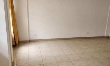 Venta de casa en la Mitad del Mundo, San Antonio de Pichincha, Conjuto Alborada 1.