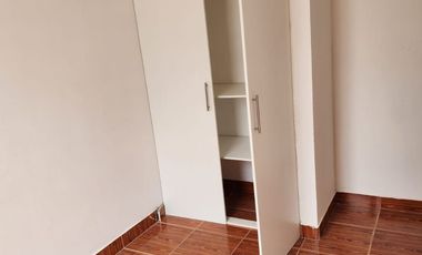 Venta de casa en la Mitad del Mundo, San Antonio de Pichincha, Conjuto Alborada 1.