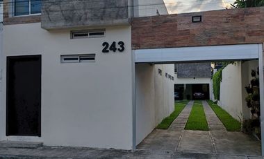 CASA EN VENTA EN JOYAS DE MOCAMBO