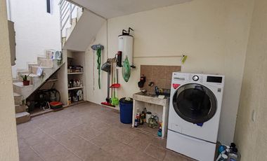 CASA EN VENTA EN JOYAS DE MOCAMBO