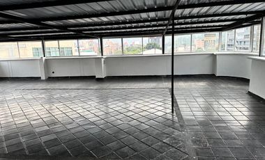 TERRAZA ABIERTA EN ARRIENDO PARA NEGOCIO