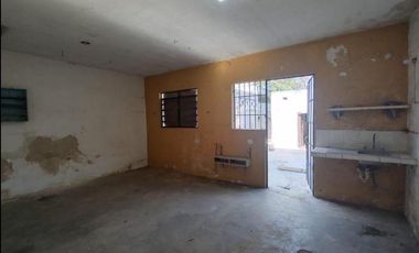 EN VENTA CASA PARA REMODELAR EN EL CENTRO DE MÉRIDA YUCATÁN