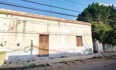 EN VENTA CASA PARA REMODELAR EN EL CENTRO DE MÉRIDA YUCATÁN