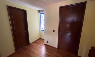 Casa en Venta en Legaria
