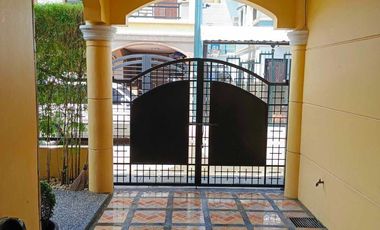 4bedrooms house for sale near suburbia subd., Parang marikina city