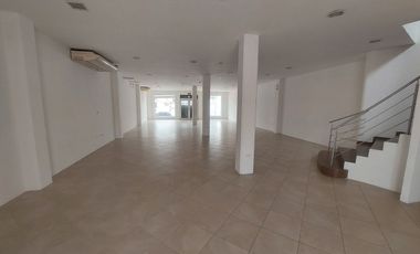 Francisco de Orellana, Renta de Local comercial de 377 mts2