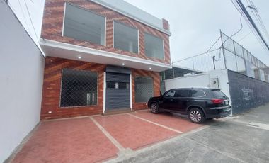 Francisco de Orellana, Renta de Local comercial de 377 mts2