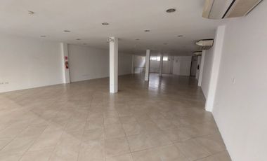 Francisco de Orellana, Renta de Local comercial de 377 mts2