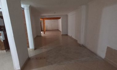 Casa comercial en arriendo en el sector de Bello Cabañas