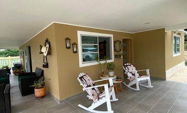 Vendo hermosa cabaña en Coveñas