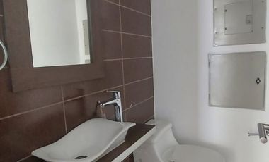 Samborondon, Venta de Hermoso Departamento 2 Dorm. y Estudio Amoblado