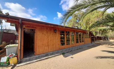 SE VENDE PARCELA 6600M2 COMUNA DE COLINA , 4 DORMITORIOS, 4 BAÑOS.