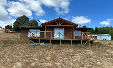 Vendo casa en parcela de 5.000 m2 en Quilacahuín a 28 kms de Osorno