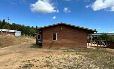 Vendo casa en parcela de 5.000 m2 en Quilacahuín a 28 kms de Osorno