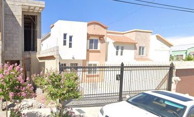 Casa en excelentes condiciones a precio de oportunidad. Aproveche!!