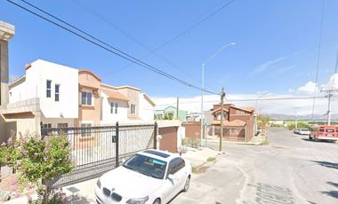Casa en excelentes condiciones a precio de oportunidad. Aproveche!!
