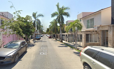 HERMOSA CASA EN UNA DE LAS MEJORES ZONAS DE PUERTO VALLARTA