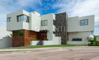 Casa en Venta, Zona Hotelera, Cancún, Benito Juarez, Quintana Roo.
