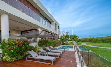 Casa en Venta, Zona Hotelera, Cancún, Benito Juarez, Quintana Roo.