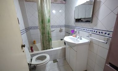 Castelar Norte - Venta - Casa 4 Ambientes