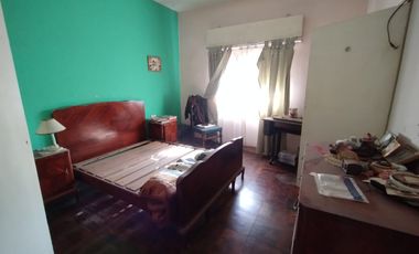 Castelar Norte - Venta - Casa 4 Ambientes
