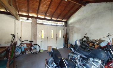 Castelar Norte - Venta - Casa 4 Ambientes