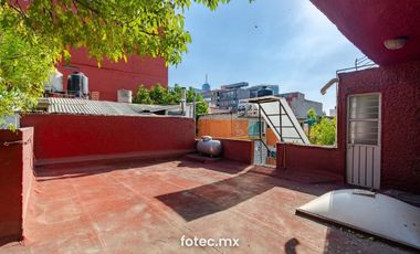 CASA CON USO DE SUELO COMERCIAL EN VENTA COL. DEL VALLE