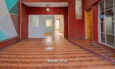CASA CON USO DE SUELO COMERCIAL EN VENTA COL. DEL VALLE