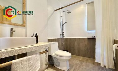 Your Private Oasis: 5 Bedrooms House & Lot for Rent with Pool