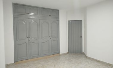 Departamento de alquiler en Los Ceibos, Los Olivos, 3 dormitorios, 203 m2.