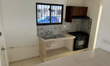 CASA EN RENTA CON EXCELENTE UBICACIÓN AL NORTE DE MÉRIDA