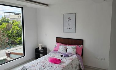 Casa por Estrenar - 3 dormitorios- 3 Parqueaderos - La Primavera Cumbayá - Quito Ecuador