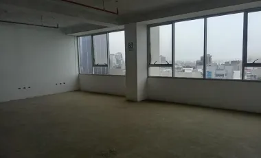Oficina en Edif. Corporativo Moderno, Frente a Clínica Javier Prado - San Isidro