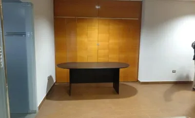 Oficina en Edif. Corporativo Moderno, Frente a Clínica Javier Prado - San Isidro