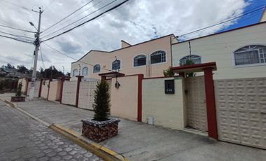 De Oportunidad, Amplia Casa de 157 m2, en Venta, 3 dormitorios (con Acabados de Primera por estrenar), en MARIANITAS, Calderón.