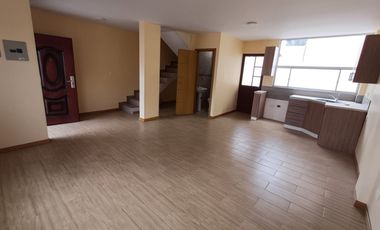 De Oportunidad, Amplia Casa de 157 m2, en Venta, 3 dormitorios (con Acabados de Primera por estrenar), en MARIANITAS, Calderón.
