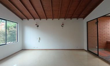 PR17391 Casa en venta en el sector Loma los Parras