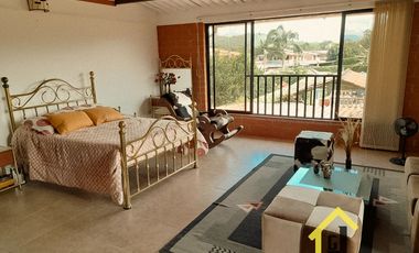SE VENDE CASA CAMPESTRE CERCA A LA CIUDAD DE MANIZALES