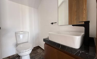 CASA EN VENTA EN FRACCIONAMIENTO LOMAS DE COCOYOC MORELOS
