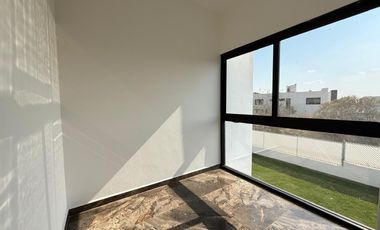 CASA EN VENTA EN FRACCIONAMIENTO LOMAS DE COCOYOC MORELOS