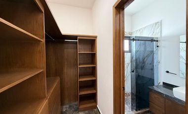 CASA EN VENTA EN FRACCIONAMIENTO LOMAS DE COCOYOC MORELOS