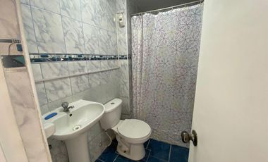 SURCO SE ALQUILA PARA EMPRESA O FAMILIA CASITA DE 4 PISOS.