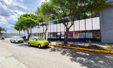 Edificio Comercial en Renta en Tlalnepantla, Estado de Mexico