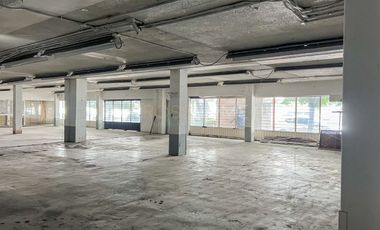 Edificio Comercial en Renta en Tlalnepantla, Estado de Mexico