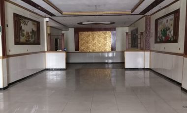 ALQUILER DE LOCAL COMERCIAL EN BREÑA UBICADO EN AVENIDA