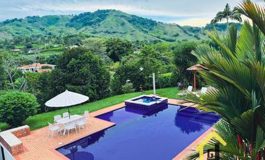 CASA CAMPESTRE EN SANTAGUEDA CERCA A LA CIUDAD DE MANIZALES